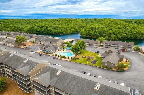 Lazydays Pet-friendly Condo w/ Pool & Slip at 3M
