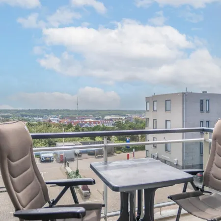 2 Person Apartment With Island View