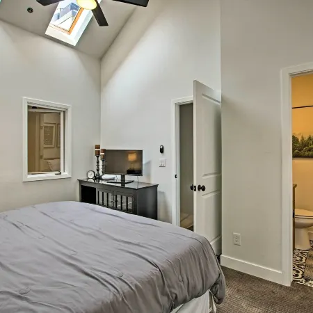 Contemporary Family Condo by Pineview Reservoir!