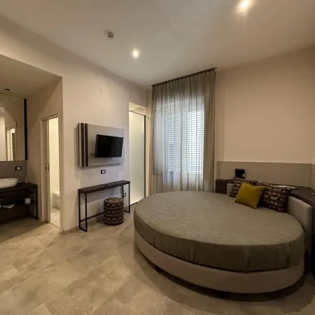 Hotel Tonic