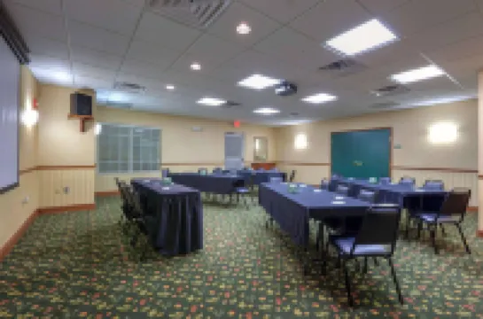 Country Inn & Suites by Radisson, Winchester, VA