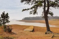 Boat, Fish & Relax: Home Near Lake Cherokee - Homestays