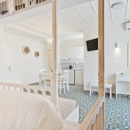 Posidonia Luxury Suites