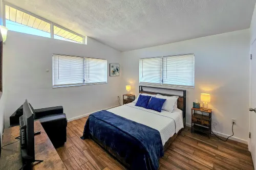 2 Mi to Cocoa Riverfront Park: Home w/ Patio! - Wifi