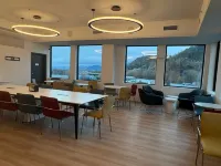 La Quinta Inn & Suites By Wyndham Kelowna Bc Hotels in Kelowna
