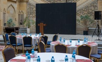Shah Palace Luxury Museum Hotel