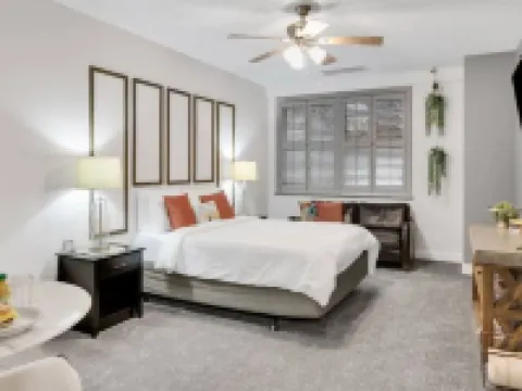 Hotel Phillips Hotels in Bartlesville