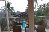 Foxoso Aaristo Baga Beach Resort - Scenic
