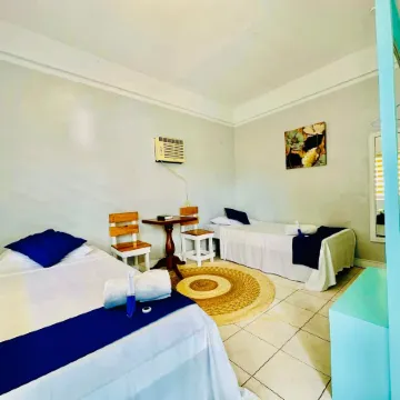 Shanedel's Inn & café