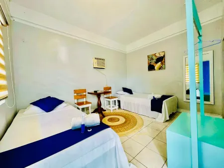 Shanedel's Inn & café