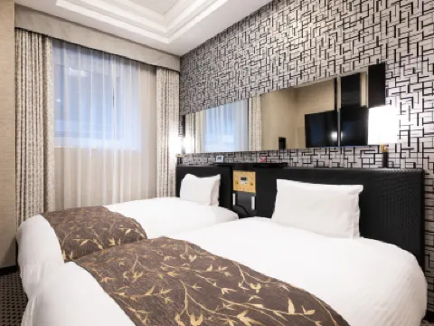 アパホテル〈近鉄奈良駅前〉 東大寺 二月堂周辺のホテル