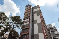 Urbic Vila Mariana by Viva - Prédio com academia e coworking a passos da ESPM, Belas Artes e Metrô Hotels in 