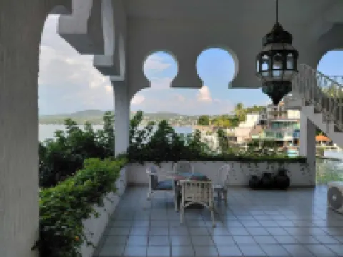 Hotel en Tequesquitengo Gran Horizonte