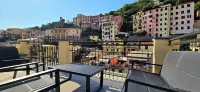 The Pirate's Penthouse- Bluchalet