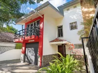 Spacious Home with Private Pool & Covered Patio Near the Beach Hotels in Potrero
