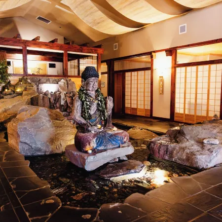 FivePine Lodge
