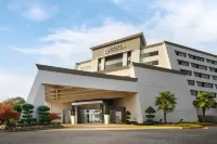 Hyatt Regency Suites Atlanta Northwest - 4-Star