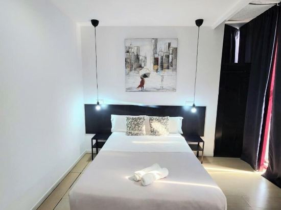 Ayz Javier Cabrini - Auto Check-in Property