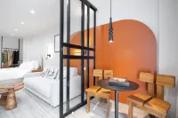 Finders Ermou Suites فنادق في 