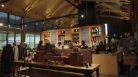 Holland America Denali Lodge