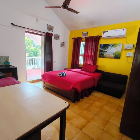 Jes Guest House