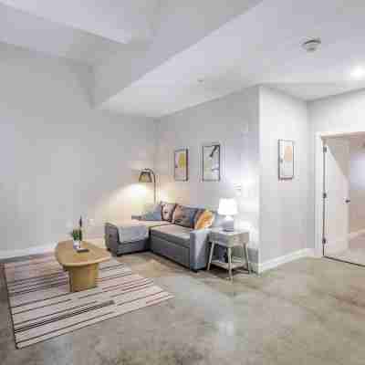 CozySuites at Textile Rooms