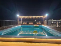 Yeosu Domar Hotel - Rooftop Pools