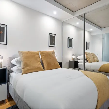 Chic 1-Bed Apartment Near Canberra’s Bustling CBD