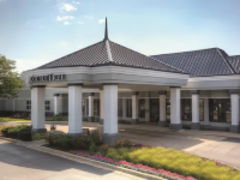 DoubleTree by Hilton Detroit Novi Hotels in Oakland County