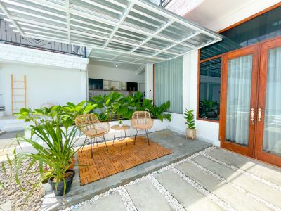 WHouse Omah Putih