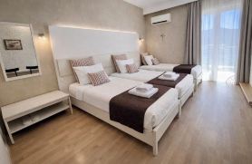 Nidimos Hotel