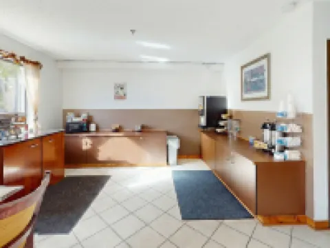 Oscoda Lakeside Hotel