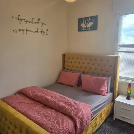 Glams 2beds Luxury Stylish Apartment