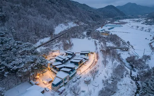 Sangju Child Shelter Kids Pool Villa - 3-Star