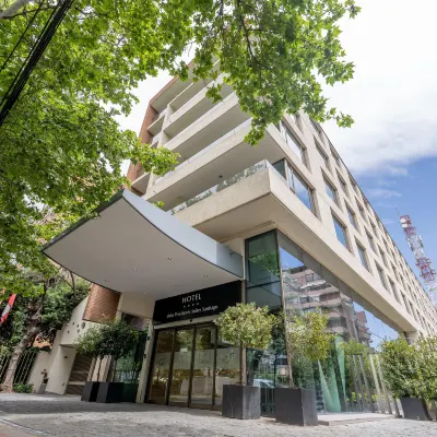 Abba Presidente Suites Santiago Hotels near Sky Costanera