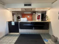 Shasta Vista Inn & Suites Hotels in Weed