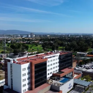 DoubleTree by Hilton Celaya