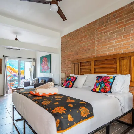 Zonaz Boutique Hotel