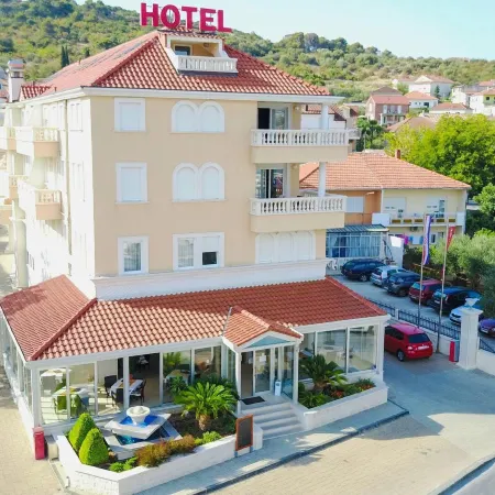Hotel Trogir Palace
