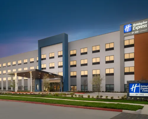 Holiday Inn Express & Suites DFW Airport Southwest - Euless by IHG Hotels in Euless
