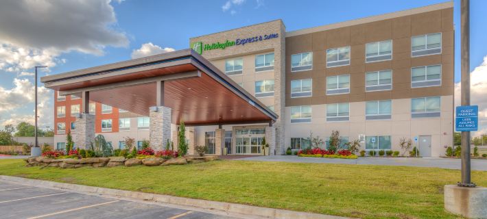 Holiday Inn Express & Suites TULSA MIDTOWN by IHG Отели в г. Талса