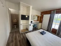 Mayfield Motel - 2-Star