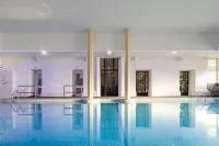 Palace Hotel & Spa - Pool