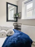 1 BR Apart 14 min Walk to Tattersalls EV Charging Hotels in 