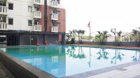 Good Deal and Homey 1BR Apartment at Cibubur Village By Travelio Hotel di Cibubur