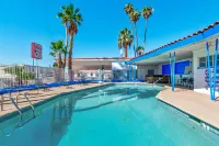 Historic Coronado Motor Hotel by OYO - プール
