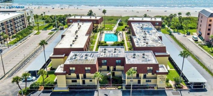 Beachfront 2Br Townhouse Ocean-View Balcony, Pool & Private Beach Hoteles en Cocoa Beach