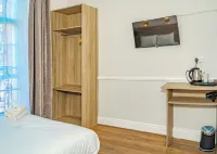 Iveagh Lodge - Homestays