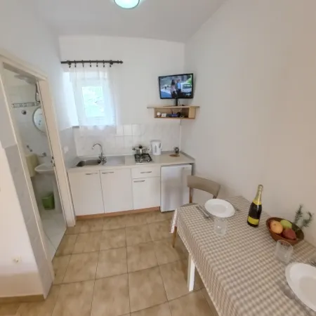 Cozy and practical studio in Šćavonija Отели в г. Мурине