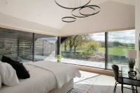 Woldside - Luxury Property Sleeps 10 - Condos
